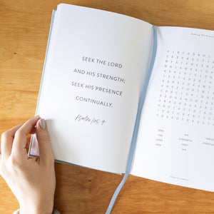 Margot + Co - The Wordsearch Book: Presence with Quotes & Scriptures